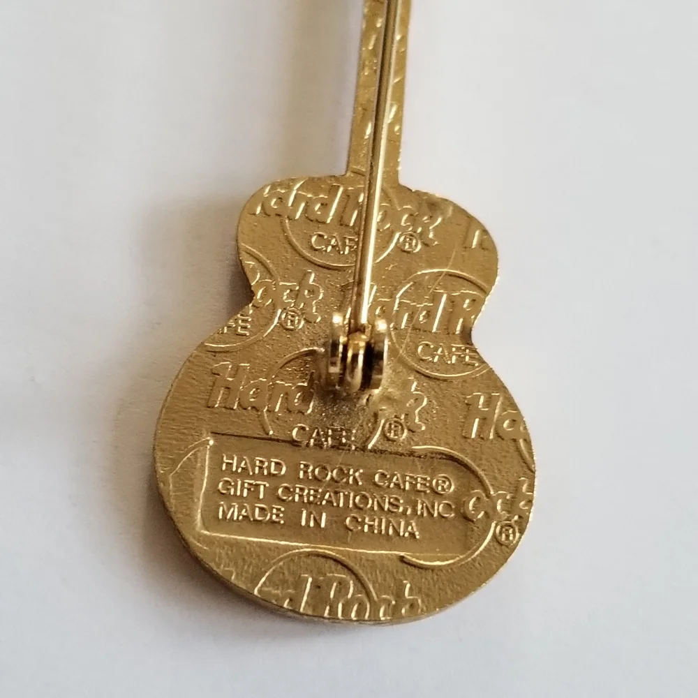 Vintage Hard Rock Cafe pin YokohamaAsian Birthstone Calendar Guitar Series